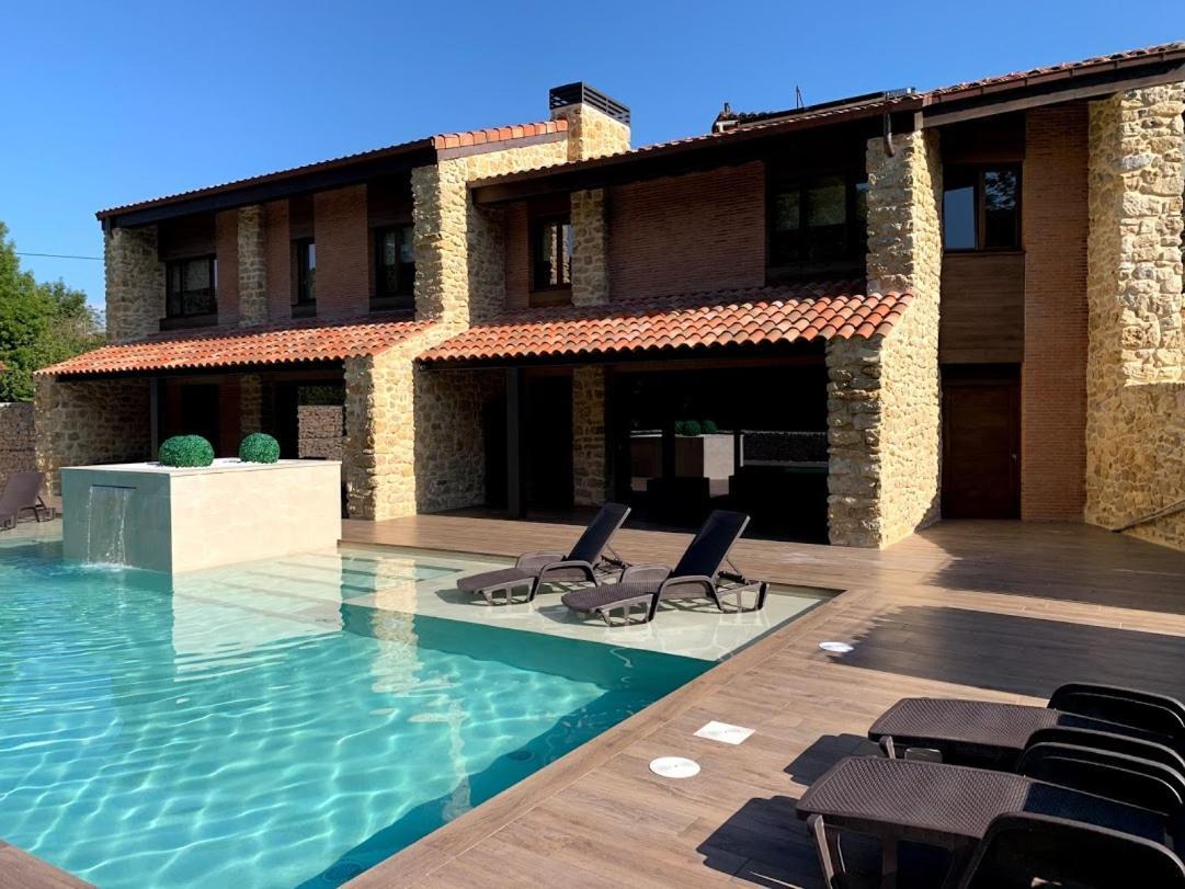 2 Apartamentos En Villa Con Piscina Privada En Asturias El Marquesau Noriega Kültér fotó